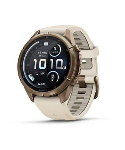 Garmin fēnix® 9 Pro – inReach®, 43mm - Gulloker titan med kremfarget/fransk grå silikonrem