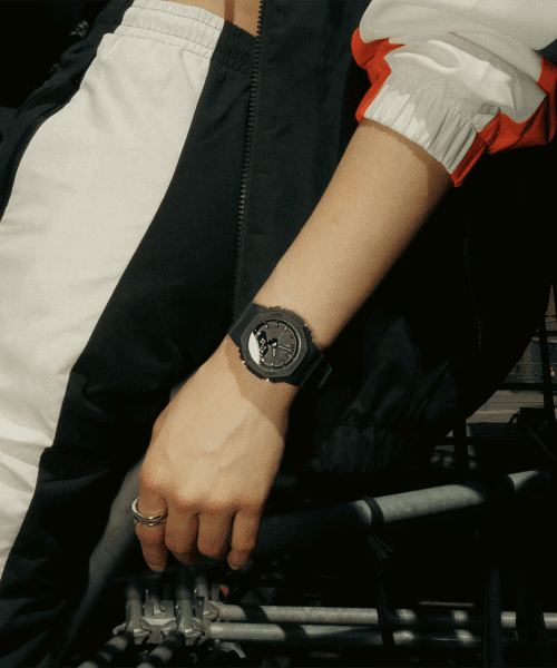 Alternative view of Casio G-Shock - GMA-P2100BB-1AER