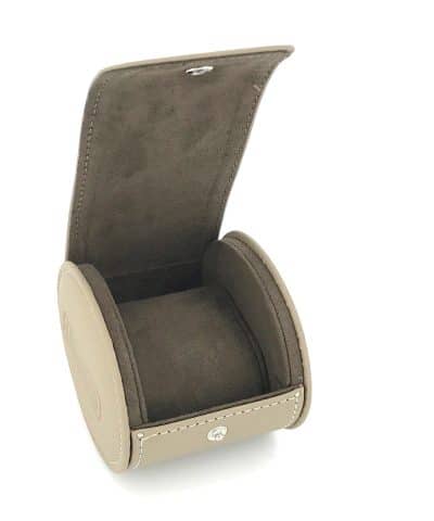 Alternative view of Leanschi single watch roll/beige