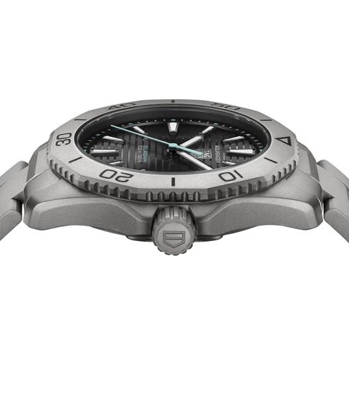 Alternative view of Tag Heuer Aquaracer Professional 200 Solargraph - WBP1180.BF0000